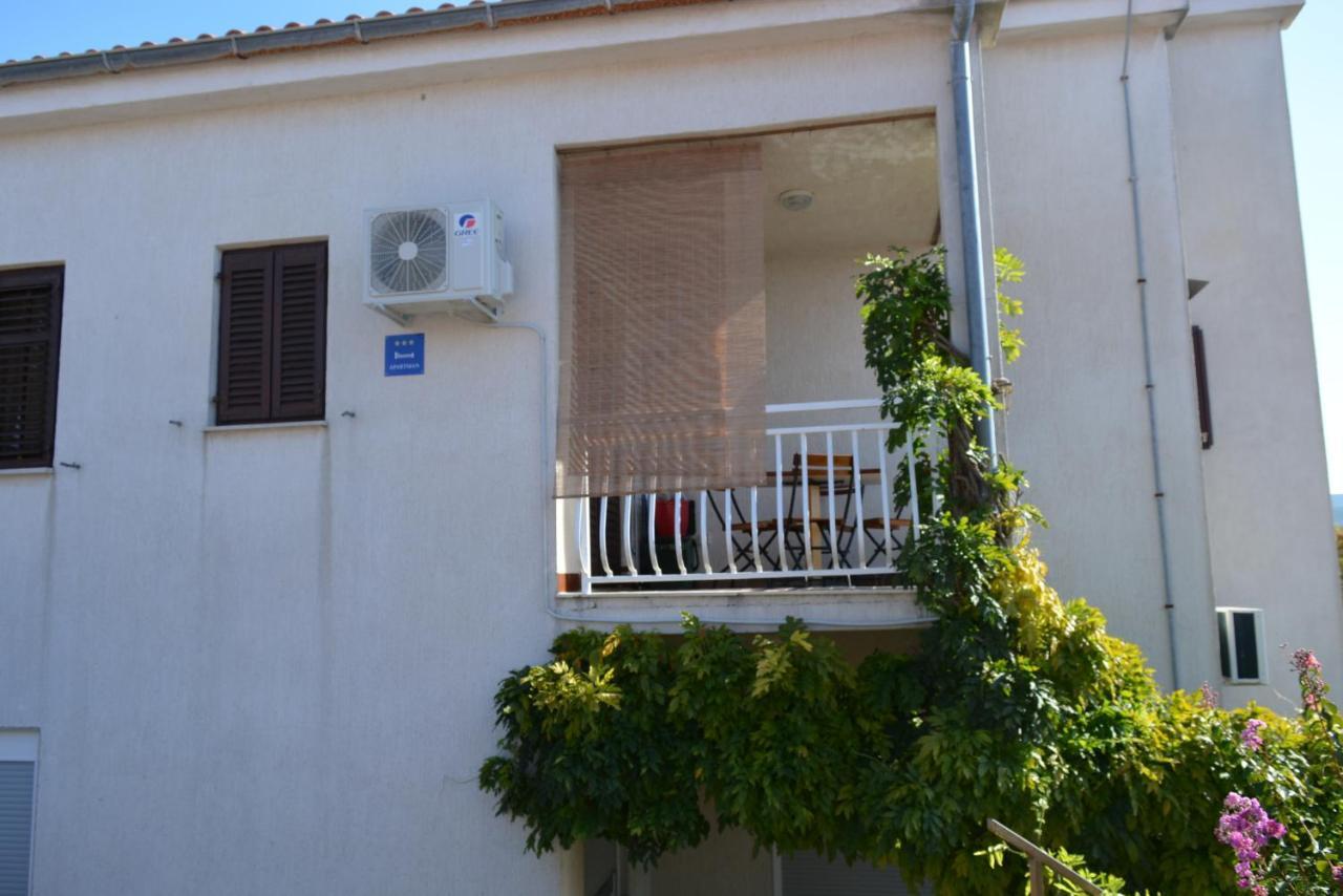 Maja Apartment Kornic Exterior photo